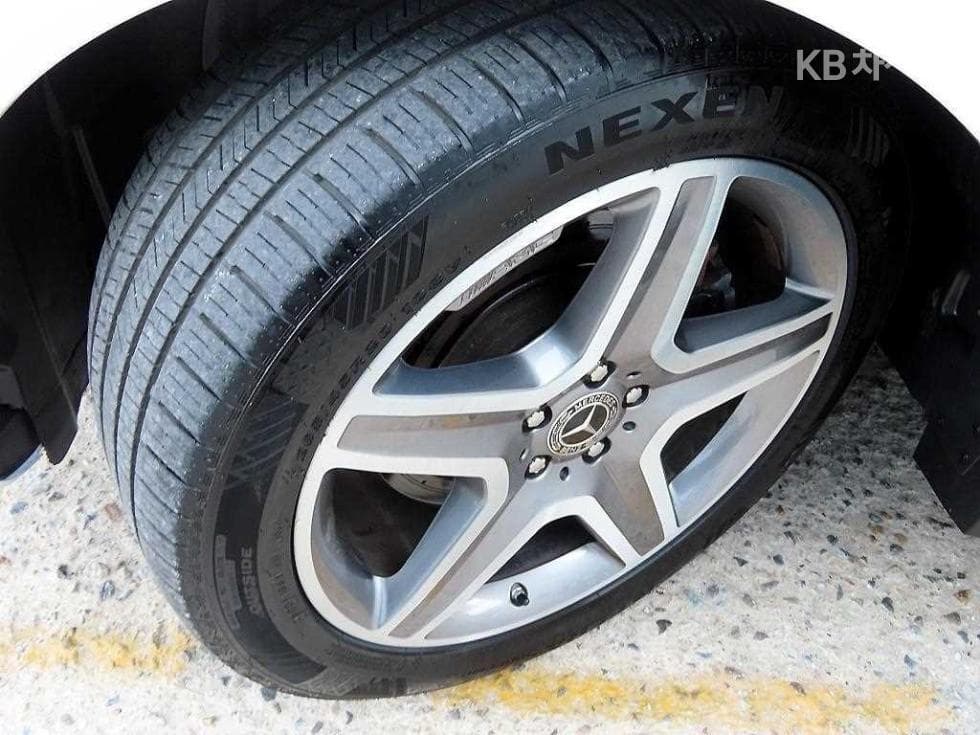 Mercedes-Benz - GLE-Class | 350 4Matic Base 20