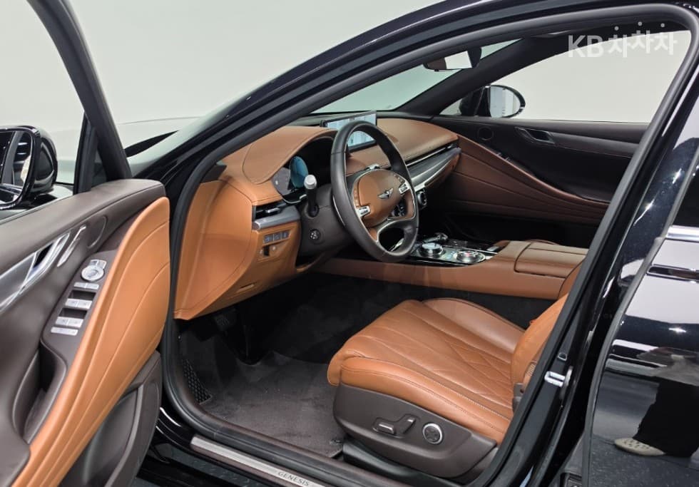Genesis - G80 | 2.5 T-GDi 2WD 7