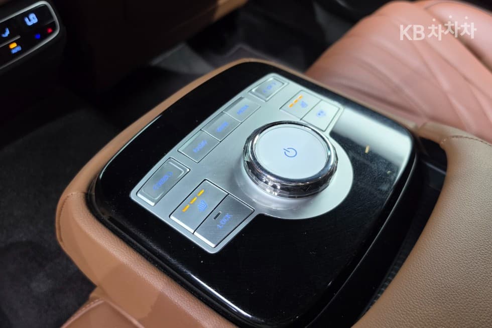 Genesis - G80 | 2.5 T-GDi 2WD 17