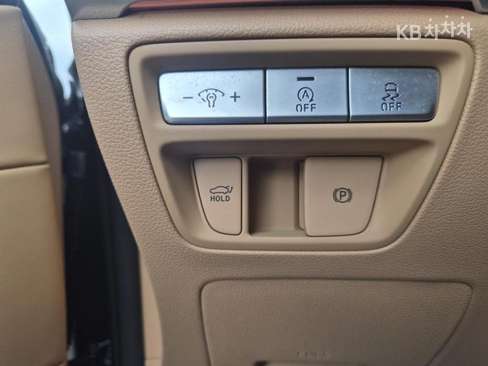 Genesis - G80 | 2.5 T-GDi AWD 16