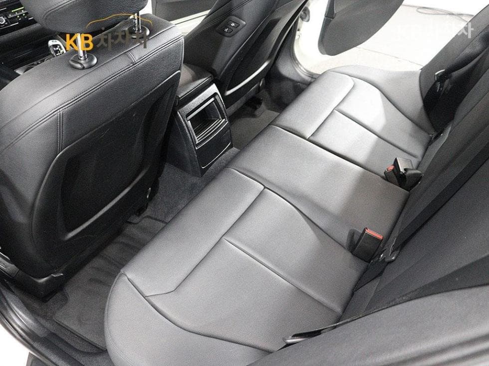 BMW - 1-Series | New 118 Sport Line F20(15~) 16
