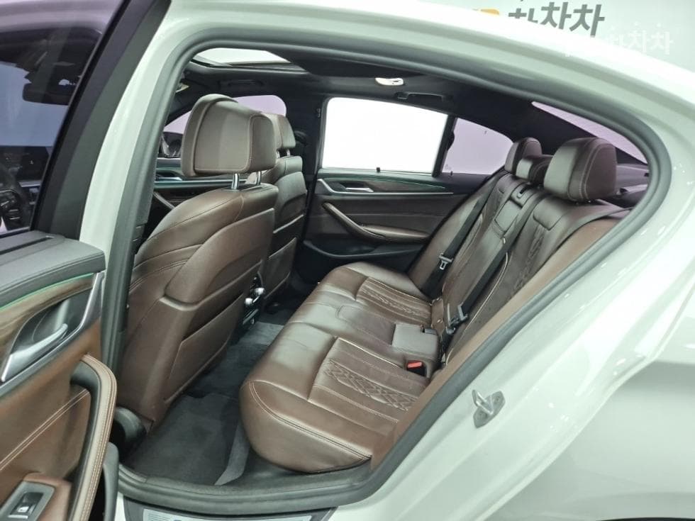 BMW - 5-Series | New 520 xDrive F10(10~16Year) 12