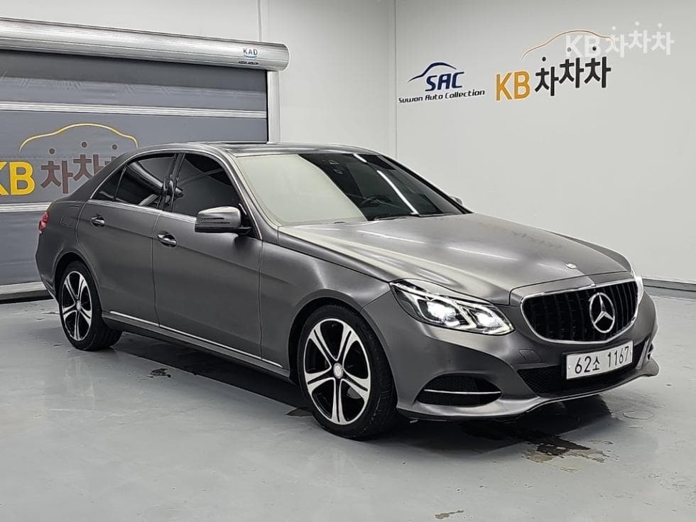 Mercedes-Benz - E-Class | New E220 CDI Avantgarde W212(09~) 4