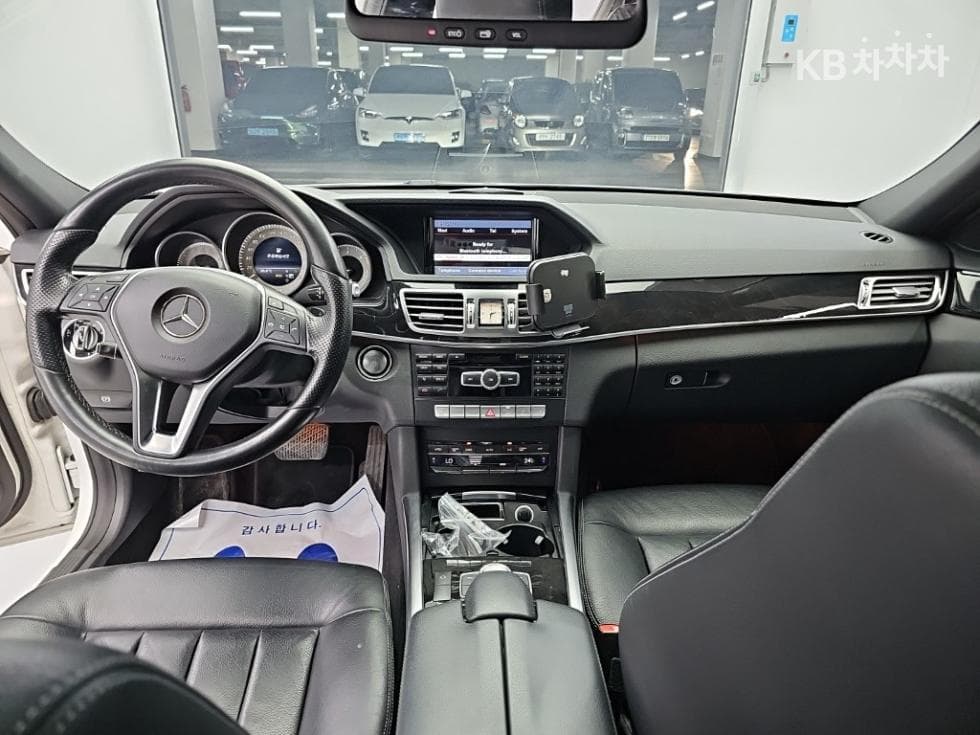 Mercedes-Benz - E-Class | New E220 CDI Avantgarde W212(09~) 7