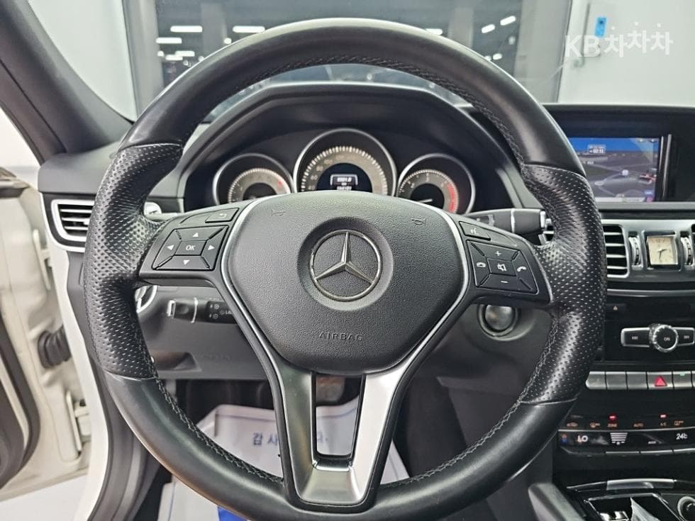 Mercedes-Benz - E-Class | New E220 CDI Avantgarde W212(09~) 9