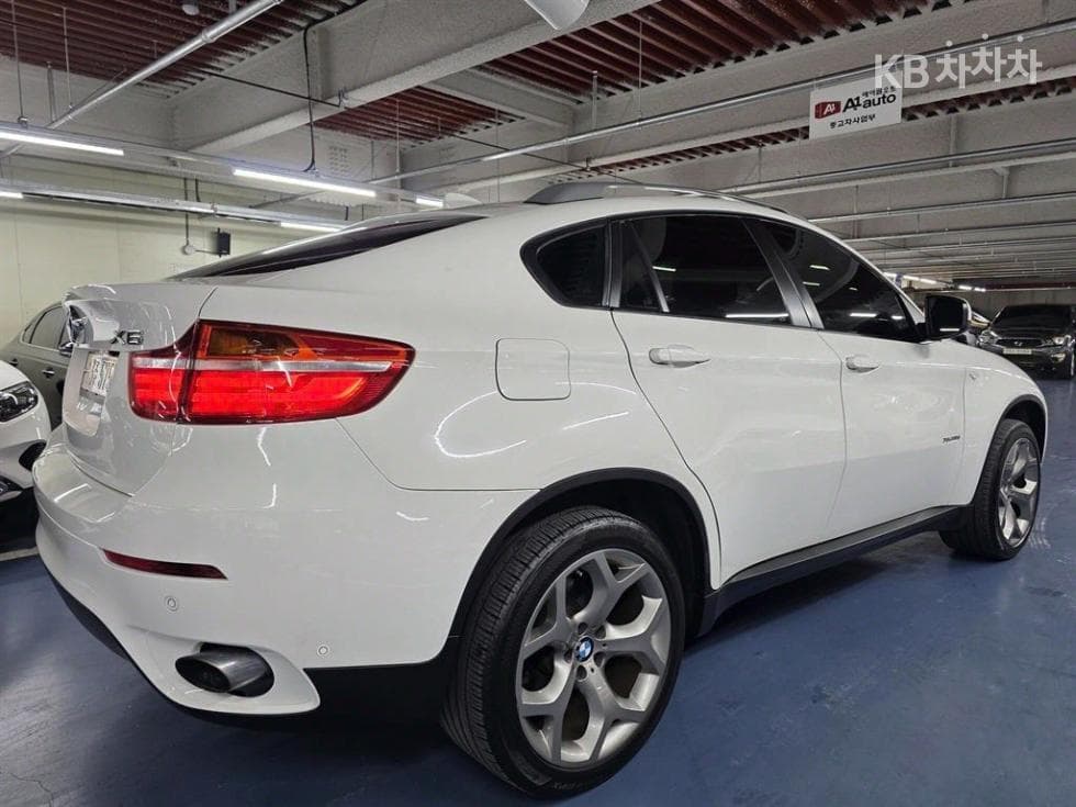 BMW - X6 | 3.0 E71 4