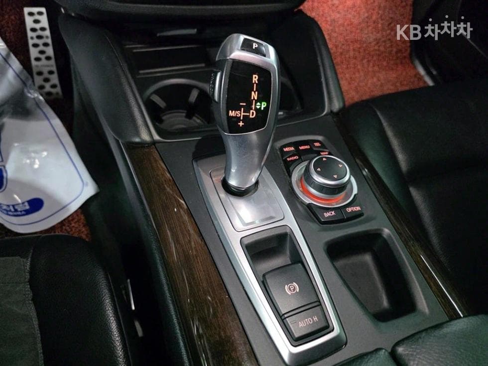 BMW - X6 | 3.0 E71 14