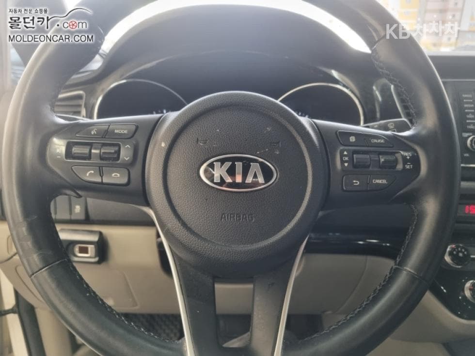 كيا - كارنيفال | The New 11Seater 2.2 Diesel Prestige 14