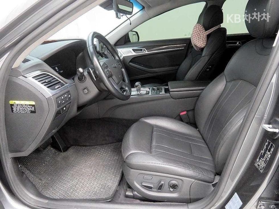 Genesis - G80 | 3.3 GDI AWD Premium Luxury 6