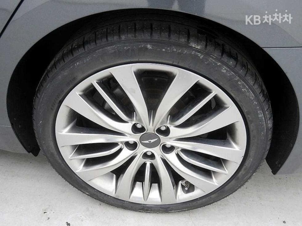 Genesis - G80 | 3.3 GDI AWD Premium Luxury 20