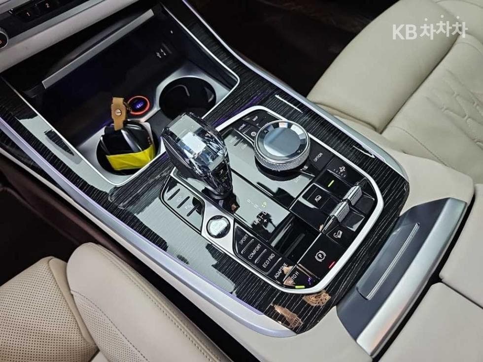 BMW - X7 | xDrive 40 M Sport 8
