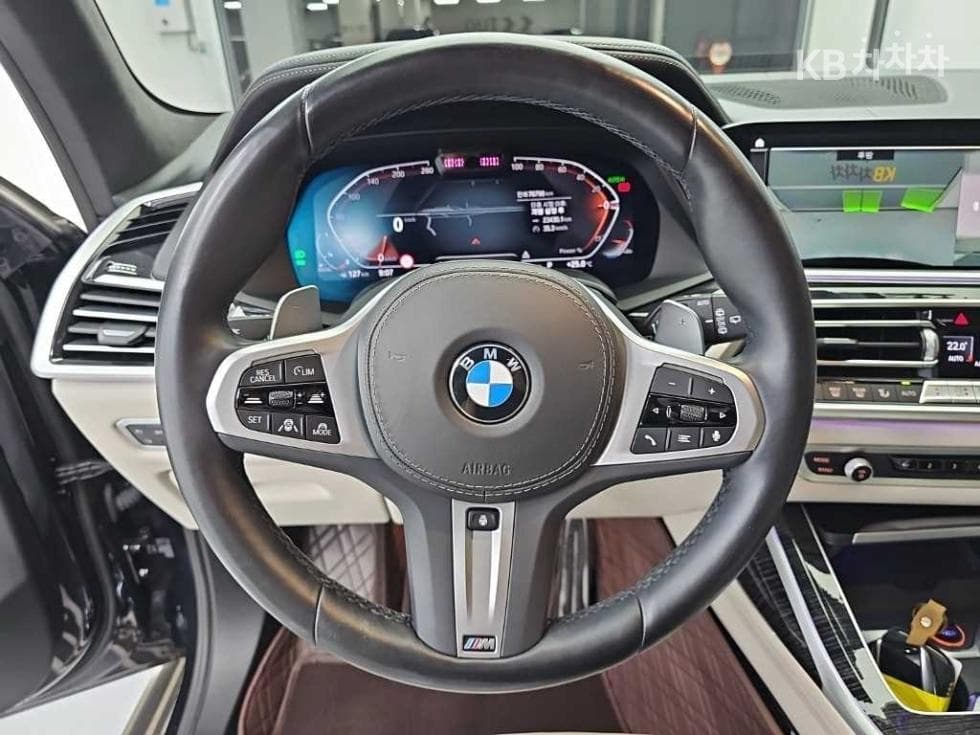 BMW - X7 | xDrive 40 M Sport 9