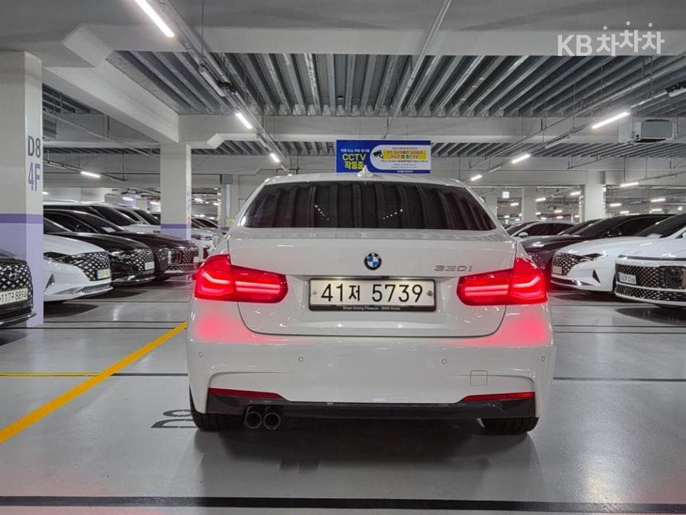 BMW - 3-Series | New 330 F30 Edition 5