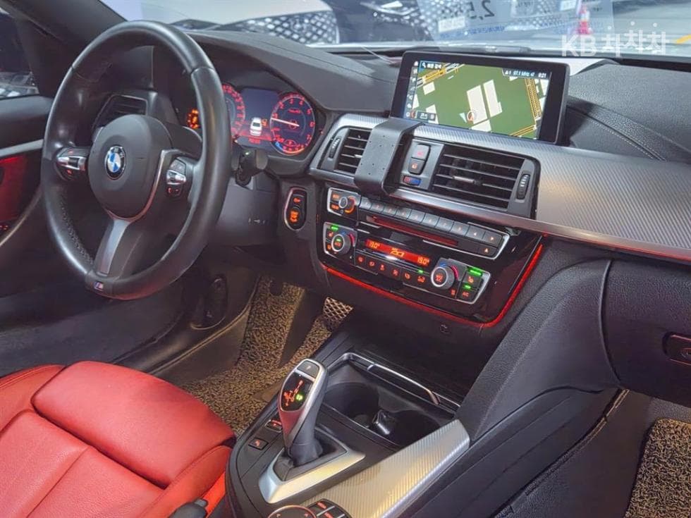 BMW - 3-Series | New 330 F30 Edition 15