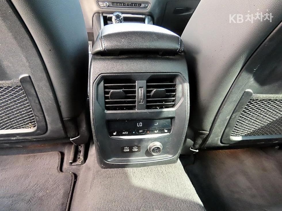 BMW - 3-Series | M340 Base 17