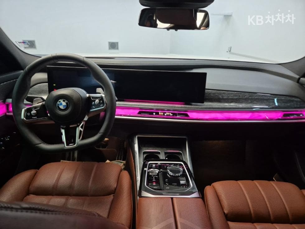 بي إم دبليو - 7-Series | 740 xDrive M Sport 7