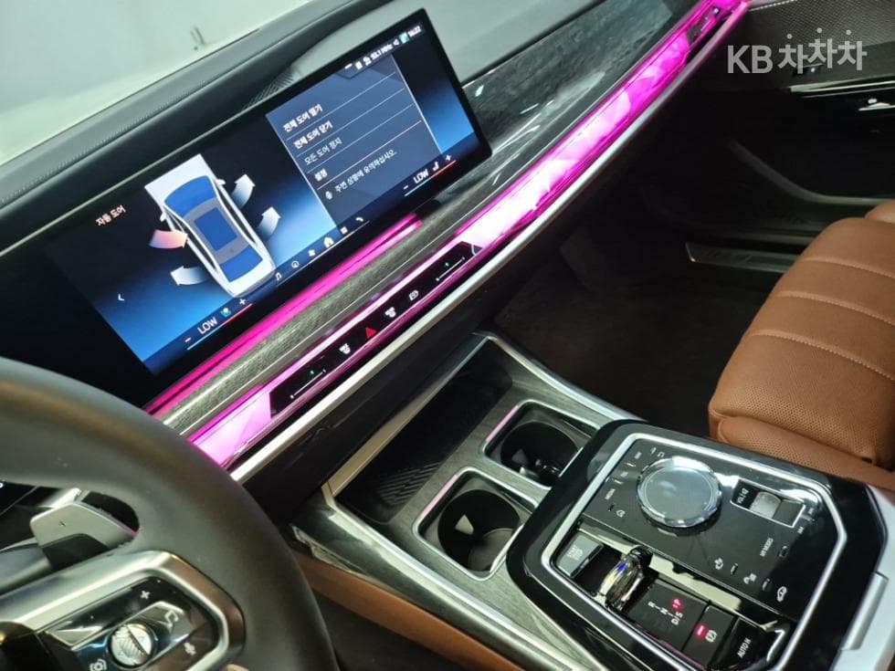 بي إم دبليو - 7-Series | 740 xDrive M Sport 10