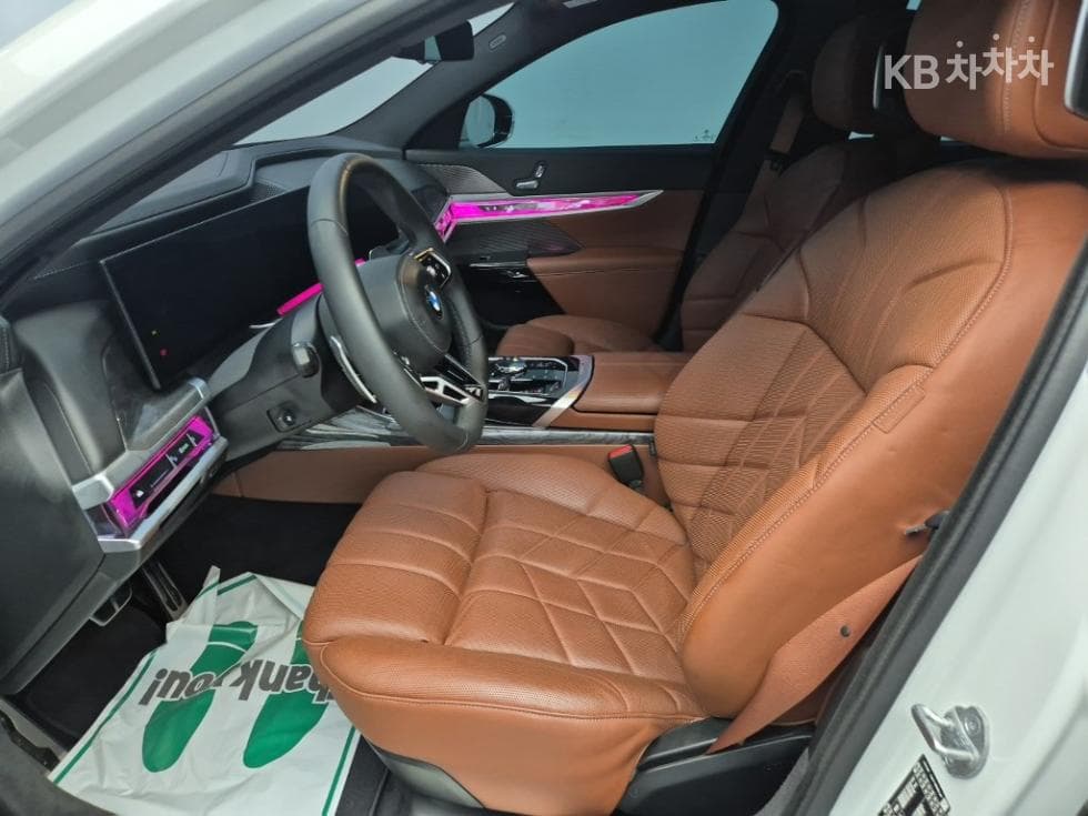 بي إم دبليو - 7-Series | 740 xDrive M Sport 11