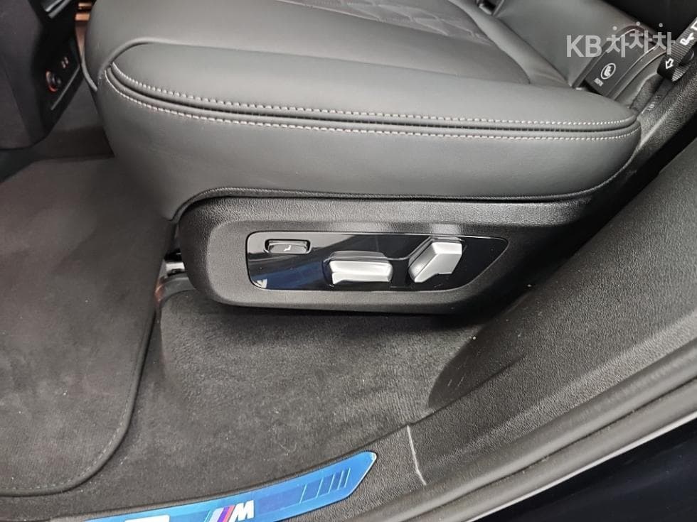BMW - X5 | xDrive 40 M Sport 13