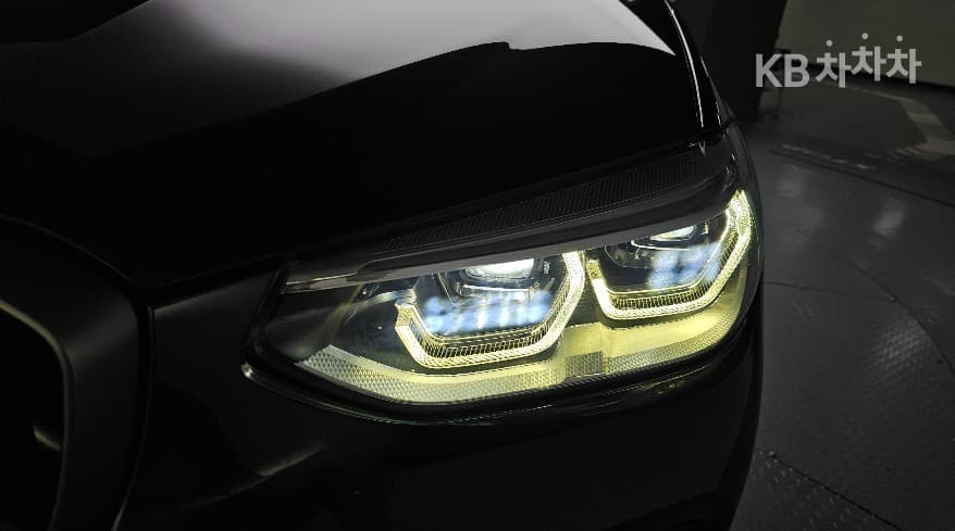 BMW - X4 | New xDrive M40 31