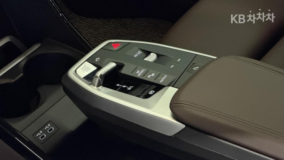 بي إم دبليو - 2-Series | Active Tourer 220 Luxury 9
