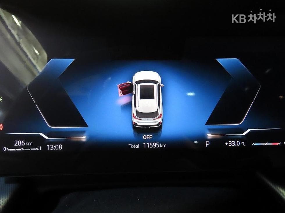 BMW - X1 | xDrive20 M Sport 9