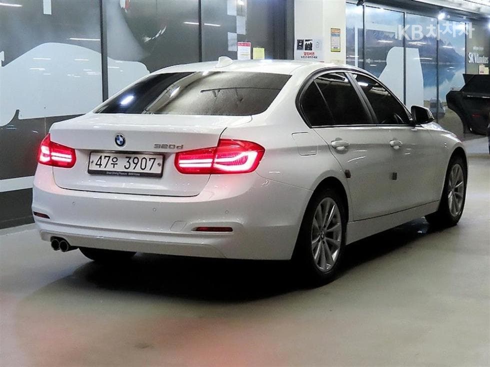 BMW - 3-Series | New 320 F30(12~) 4