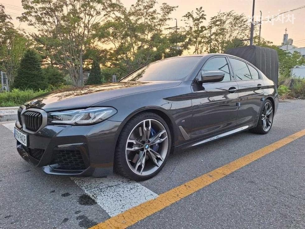 BMW - 5-Series | All New M550 xDrive 3