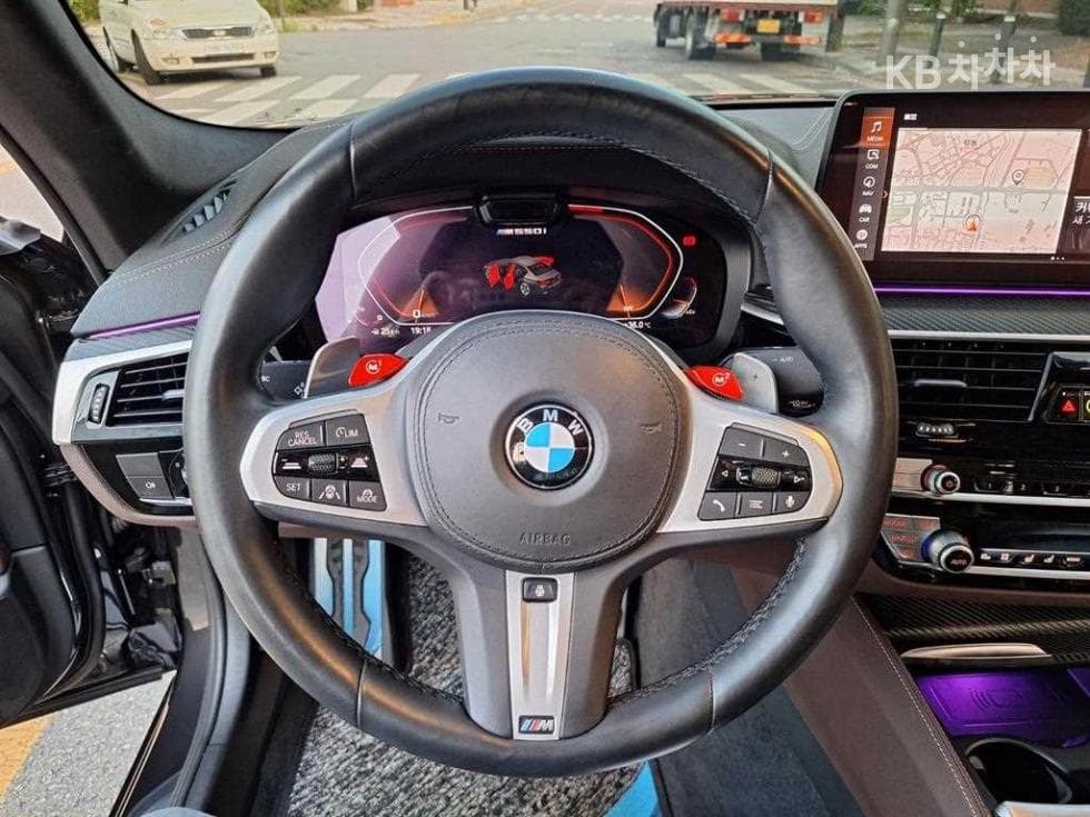 BMW - 5-Series | All New M550 xDrive 14