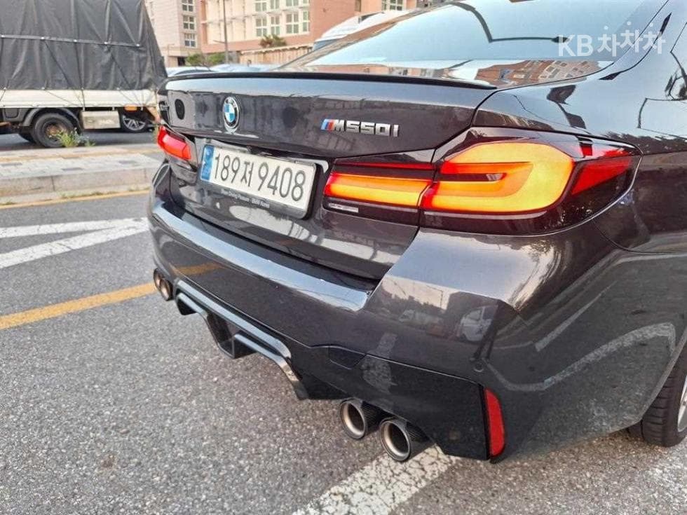 BMW - 5-Series | All New M550 xDrive 16