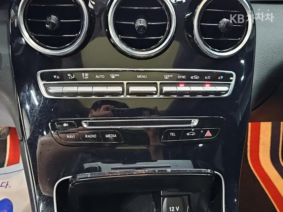 Mercedes-Benz - GLC-Class | 220 4Matic Base 10
