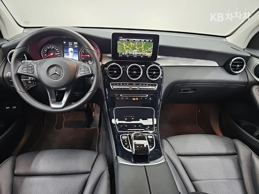 Mercedes-Benz - GLC-Class | 350 4Matic Base 7
