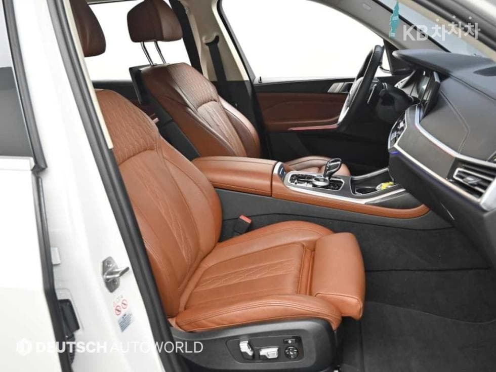 بي إم دبليو - X7 | xDrive 40 ThePure 6Seater 10