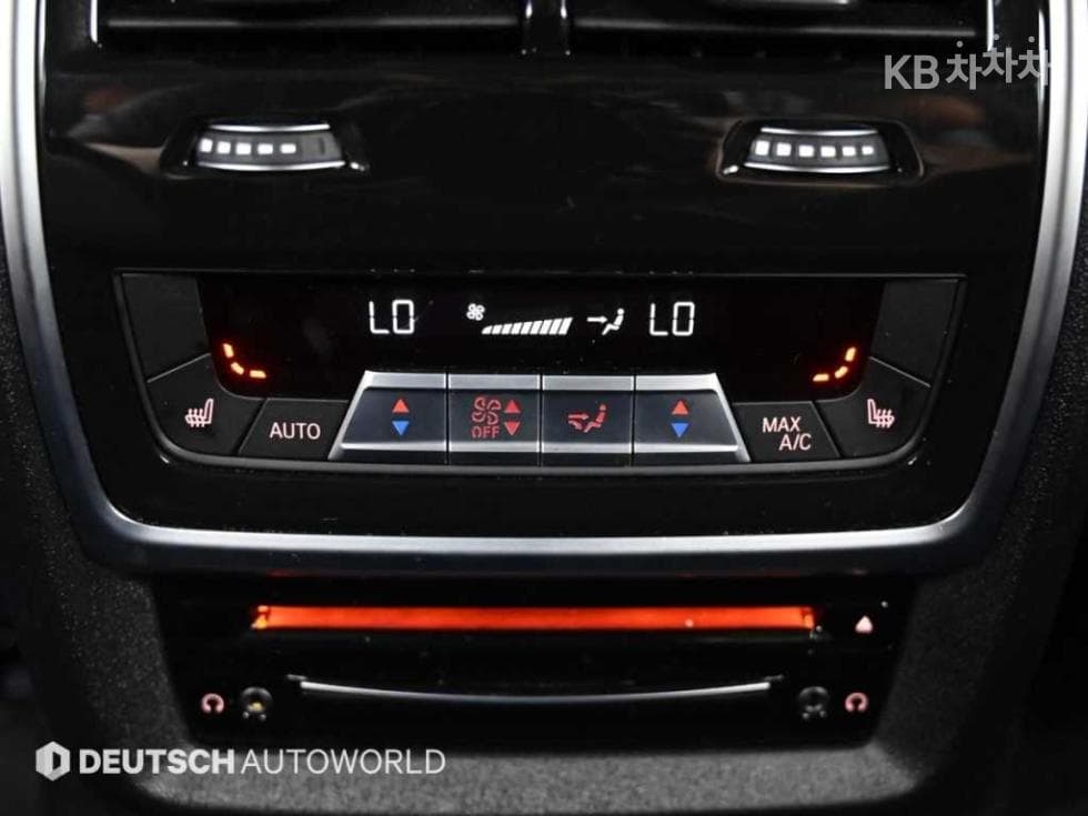 بي إم دبليو - X7 | xDrive 40 ThePure 6Seater 16
