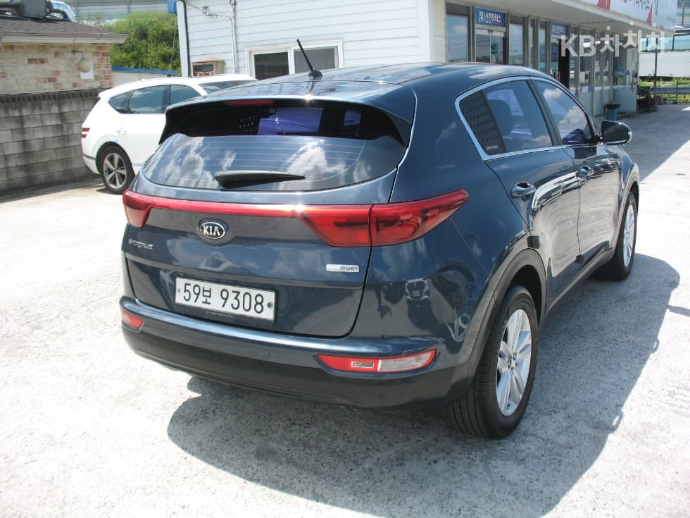 كيا - سبورتاج | 4Gen Diesel 1.7 2WD Trendy 3