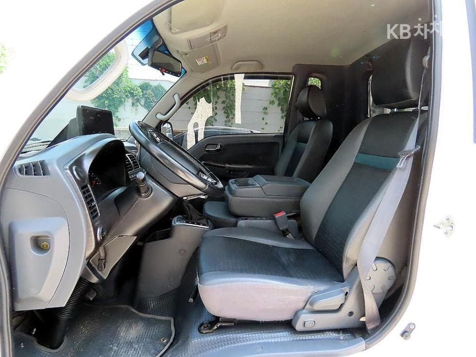 كيا - بونجو | The New 3 EV 1Ton 2WD Extra Long King Cab GLS 6