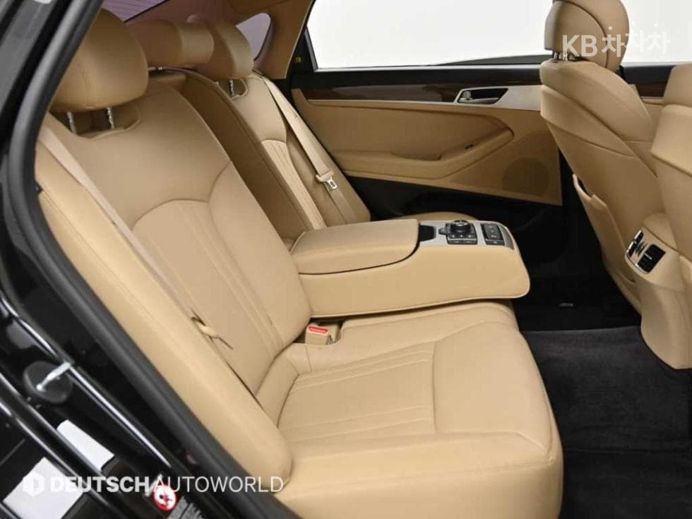 Genesis - G80 | 3.3 GDI Luxury 12