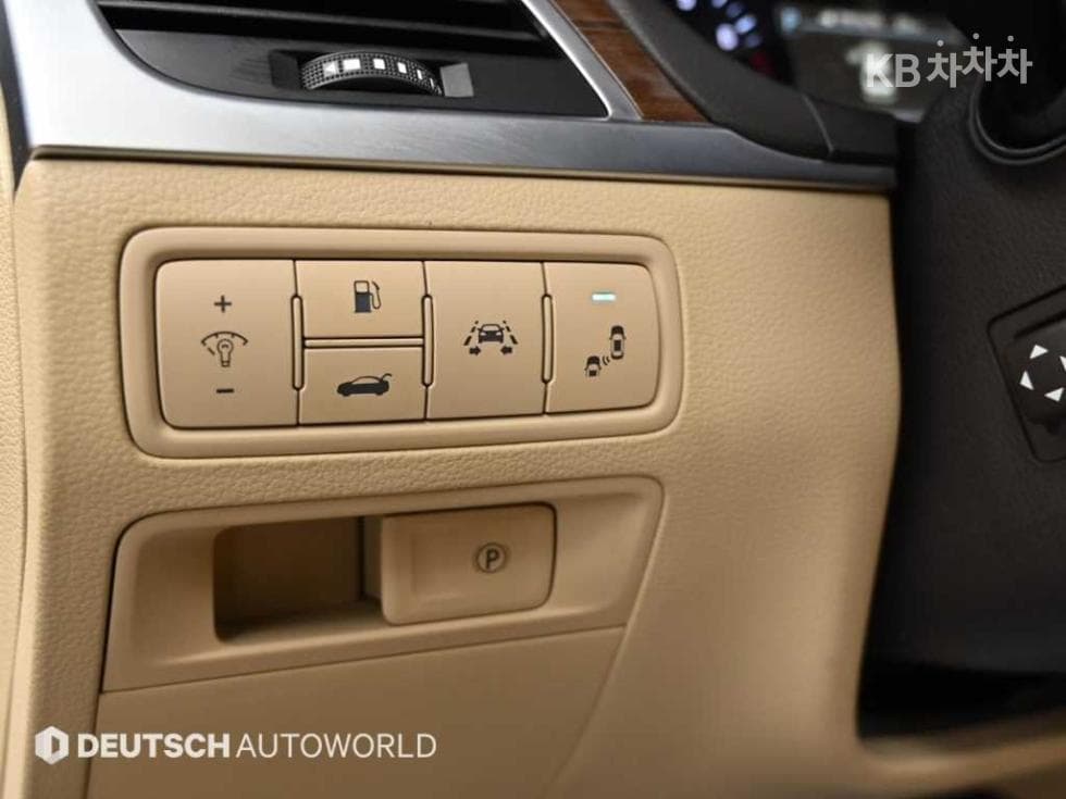 Genesis - G80 | 3.3 GDI Luxury 17