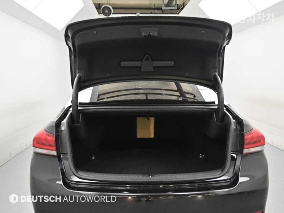 Genesis - G80 | 3.3 GDI Luxury 19