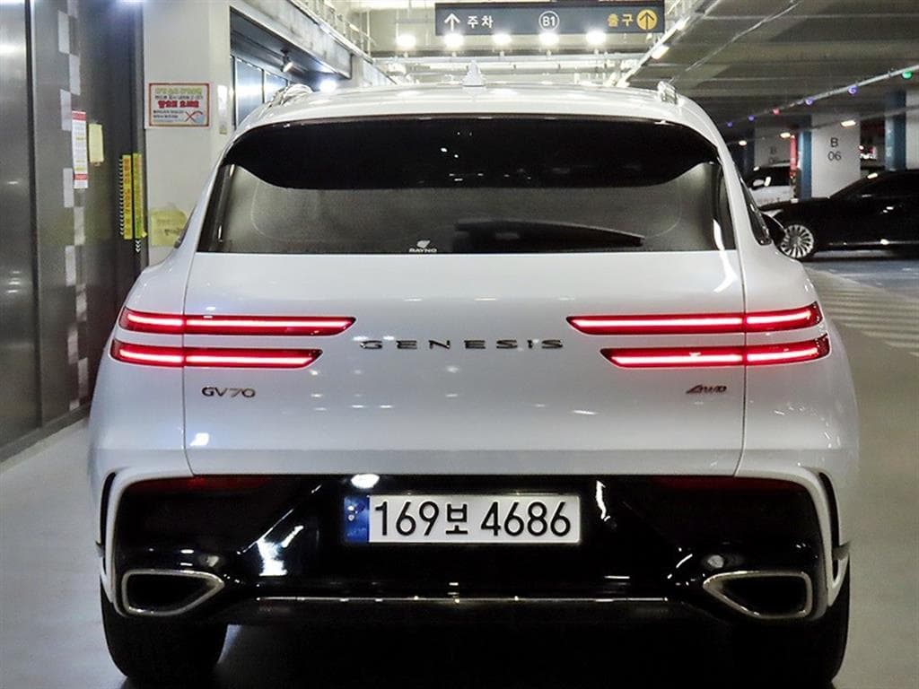 Genesis - GV70 | Gasoline 2.5T AWD 5