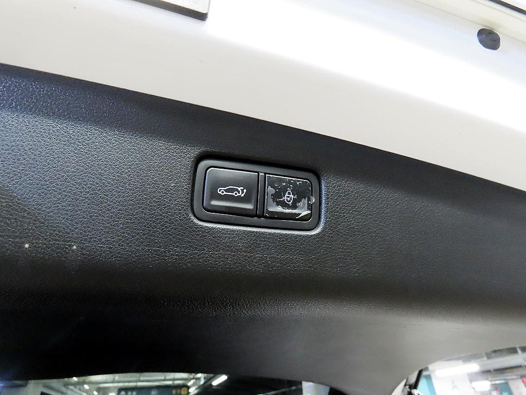 Genesis - GV70 | Gasoline 2.5T AWD 15