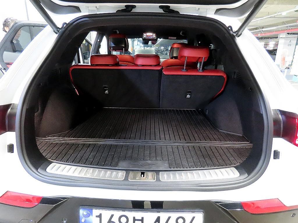Genesis - GV70 | Gasoline 2.5T AWD 16
