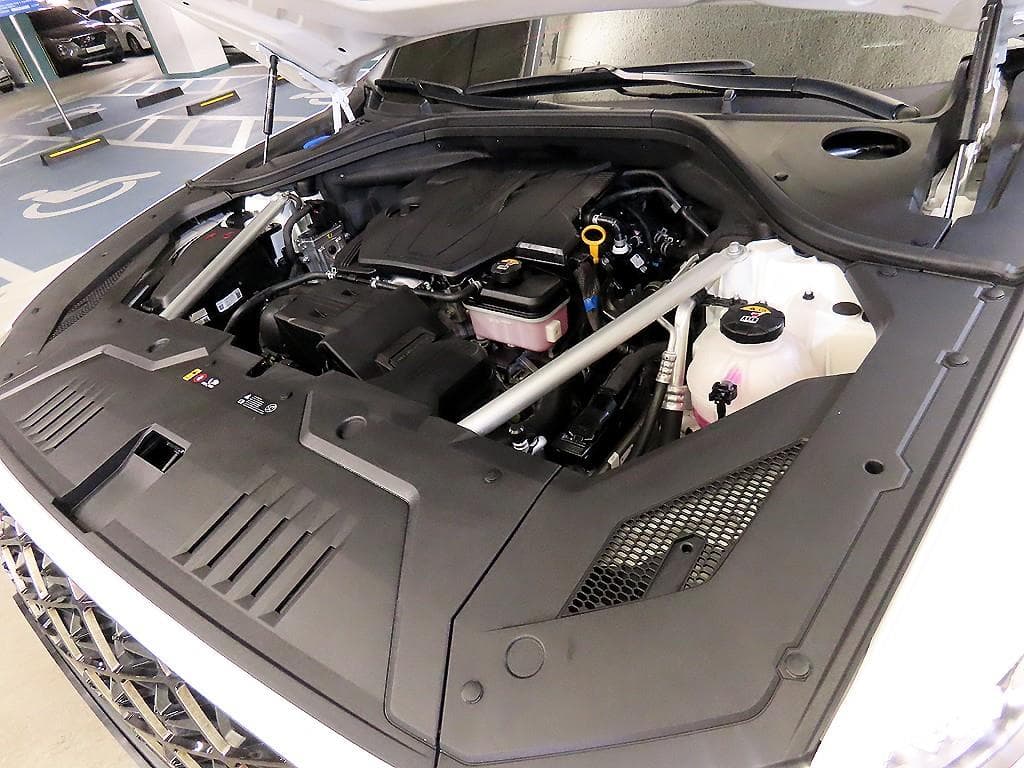 Genesis - GV70 | Gasoline 2.5T AWD 19