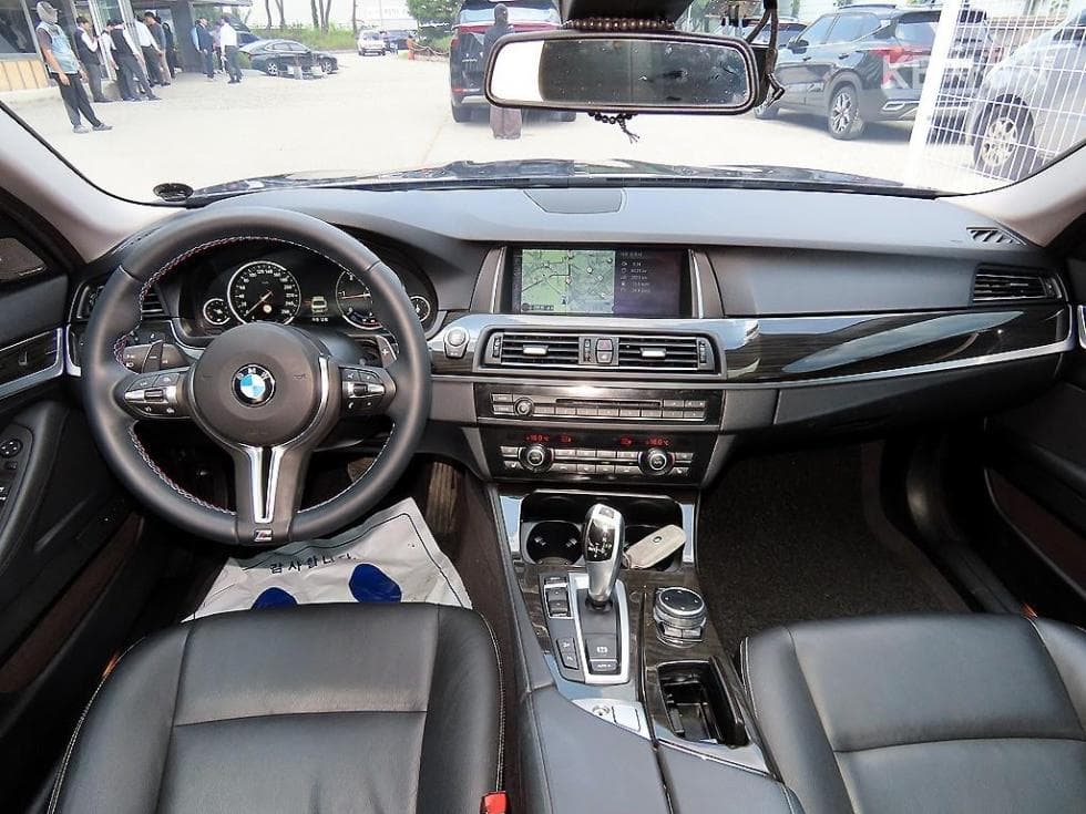 بي إم دبليو - 5-Series | New 520 xDrive F10(10~16Year) 7