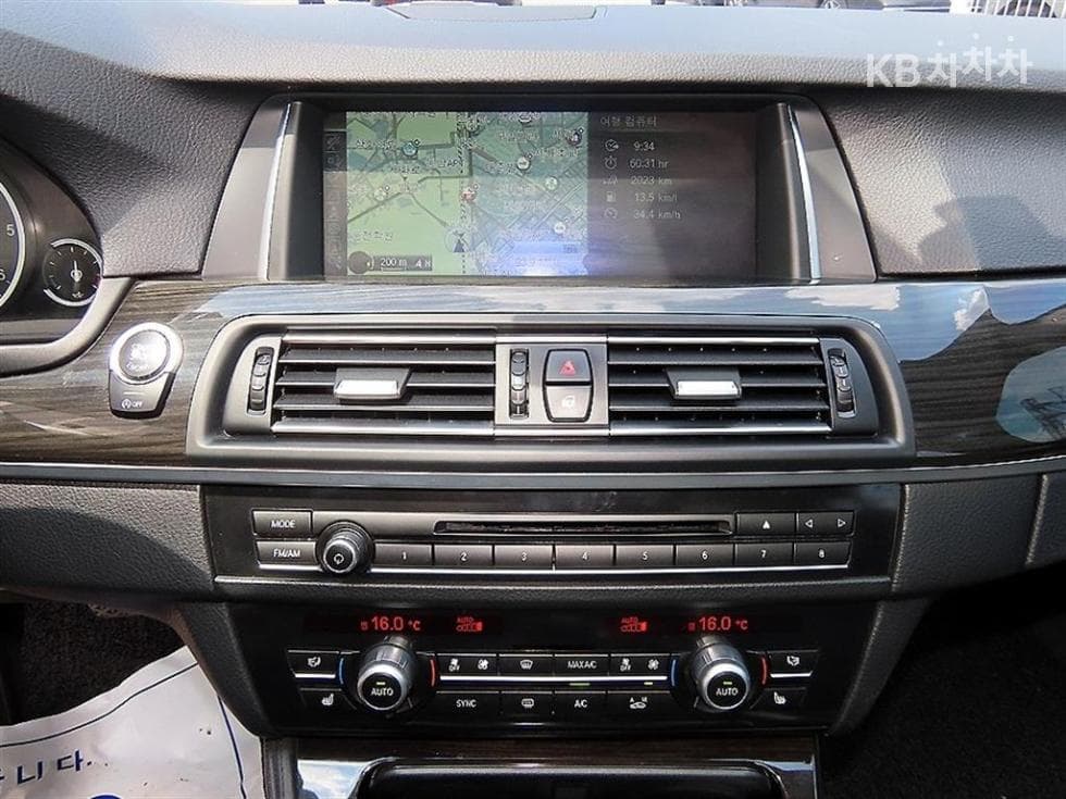بي إم دبليو - 5-Series | New 520 xDrive F10(10~16Year) 14