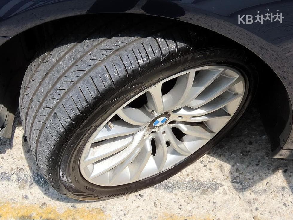 بي إم دبليو - 5-Series | New 520 xDrive F10(10~16Year) 20