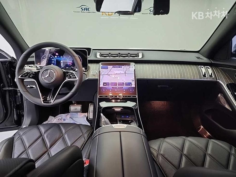 Mercedes-Benz - S-Class | Maybach S680 4Matic Base 7