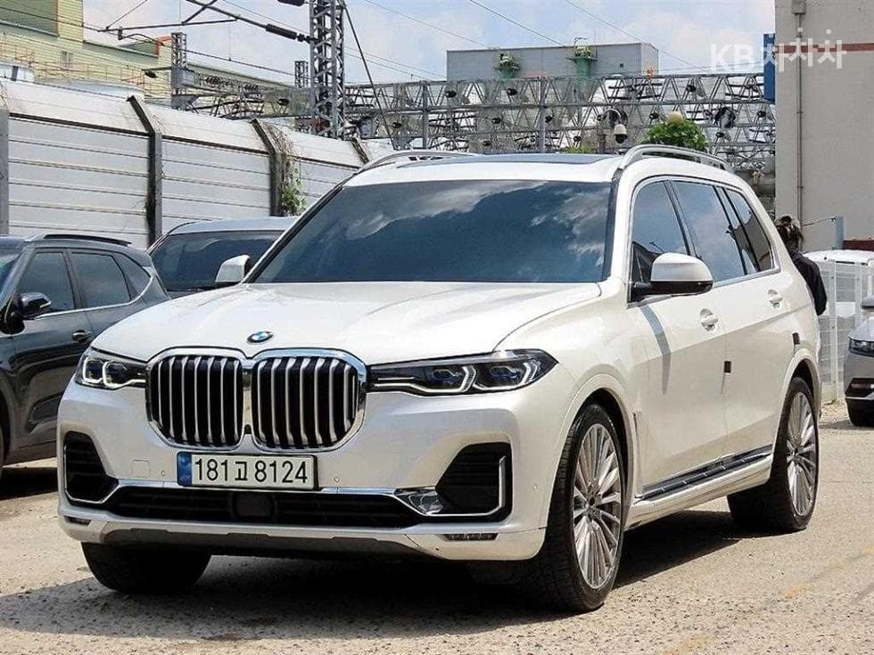 BMW - X7 | xDrive 40 DPE 2