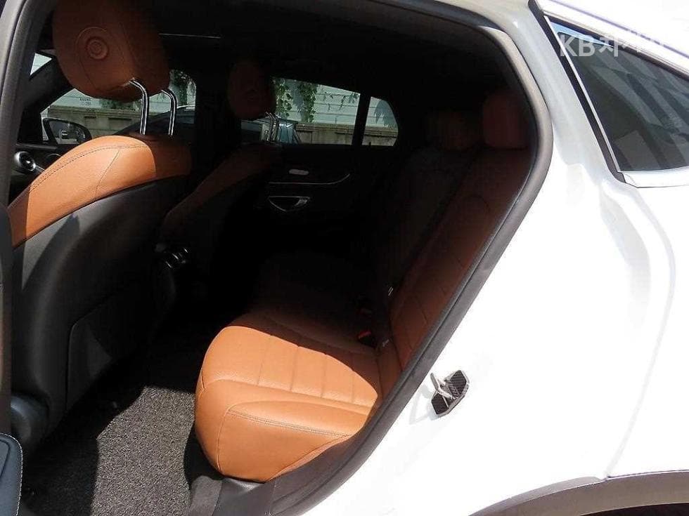 Mercedes-Benz - GLC-Class | 300 4Matic Coupe Base 6