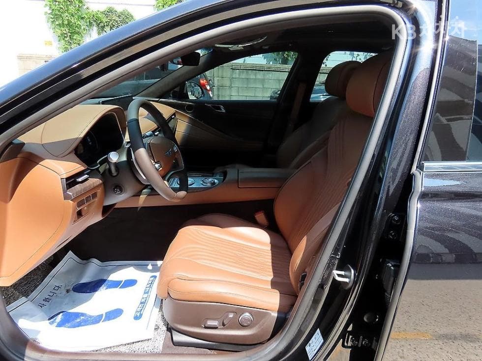 Genesis - G80 | 2.5 T-GDi AWD 5